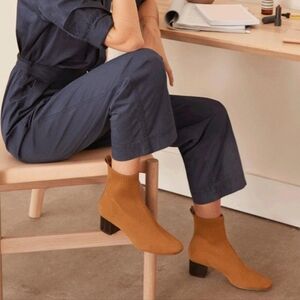 Everlane The Glove Boot in Toffee | 8